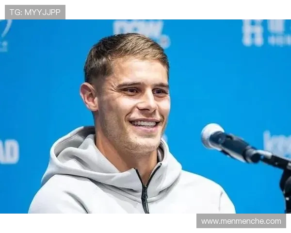 范德芬称埃兰加速度最快并强调完整季前赛对其至关重要